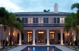 Просторная вилла с задним двором, бассейном, гаражом и террасой, Пайнкрест, США за $4 999 000