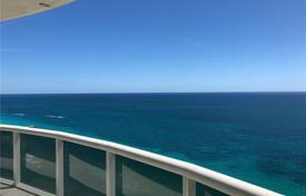 Современная квартира с видом на океан в резиденции на первой линии от пляжа, Север Майами Бич, Флорида, США за $1 975 000