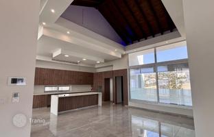 3-комнатный коттедж 375 м² в Лимасоле за 940 000 €