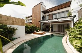 Новые двухэтажные виллы с уникальным дизайном в центре Чангу, Бадунг, Индонезия за $599 000