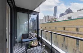 Квартира на Вуд-стрит, Олд Торонто, Торонто,  Онтарио,   Канада за C$892 000