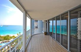 Элитные апартаменты с видом на океан в резиденции на первой линии от пляжа, Бал Харбор, Флорида, США за 1 950 000 €