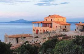 Трехэтажная каменная вилла с бассейном, Закинф, Ионические острова, Греция за 1 500 000 €
