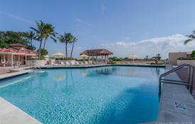 Двухуровневый пентхаус с прекрасным видом на океан в Авентуре, Флорида, США за 743 000 €