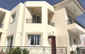 Просторный таунхаус с садом в резиденции с бассейном и парковкой, Пафос, Кипр за 2 150 000 €