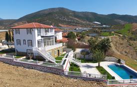 Вилла с бассейном и видом на море и горы, Газипаша, Турция за $510 000