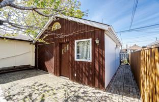 7-комнатный дом в Йорке за C$1 503 000
