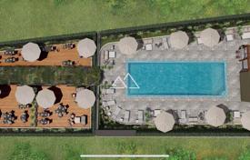 Трехкомнатная квартира в новом ЖК с бассейном в Тивате в 200 м от моря за 332 000 €