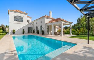 9-комнатная вилла 378 м² в Нуэва Андалусии за 3 750 000 €