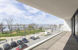 Просторные апартаменты с балконом в современной резиденции рядом с парком и пристанью, Фару, Португалия за 1 200 000 €