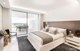 Квартира с большой террасой и частным садом, рядом с пляжем, Марбелья за 3 900 000 €