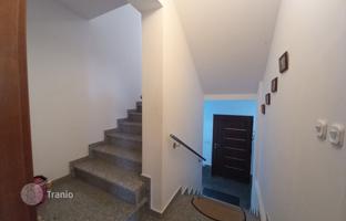 8-комнатный дом 394 м² в Приморско-Горанской жупании за 625 000 €