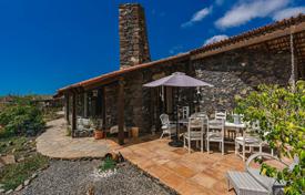 4 дома с бассейном и садом в Плайя Параисо, Тенерифе, Испания за 995 000 €