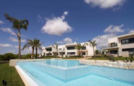 Четырёхкомнатная квартира с видом на поле для гольфа в Пилар‑де-ла-Орададе, Аликанте, Испания за 345 000 €