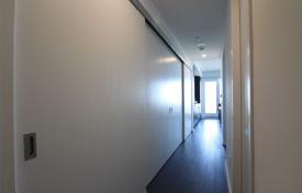 2-комнатная квартира в Янг-стрит, Канада за C$938 000
