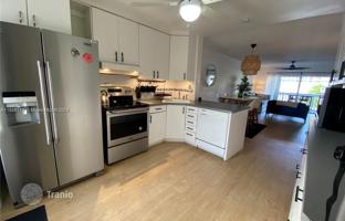 2-комнатная квартира 98 м² в Халландейл Бич за $310 000