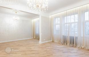4-комнатная квартира 100 м² в Центральном районе за 340 000 €