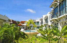 Дом с видом на горы, в резиденции с садом и бассейном, Паттайя, Таиланд за $126 000