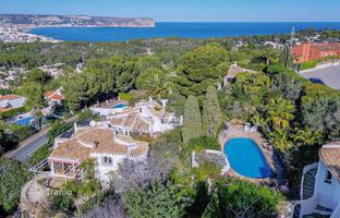 6-комнатная вилла 350 м² в Хавеа за 950 000 €