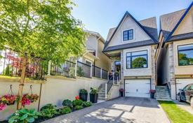 Дом в городе в Восточном Йорке, Торонто, Онтарио,  Канада за C$1 448 000