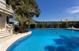 Меблированная вилла с садом и видом на море, Хавеа, Испания за 1 450 000 €