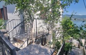 5-комнатный дом в городе 207 м² в Трогире, Хорватия за 400 000 €