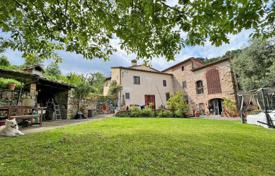 Вилла в Серравалле-Пистойезе, Италия за 530 000 €