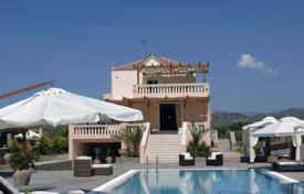 Вилла с большим бассейном в охраняемой резиденции, в 650 метрах от пляжа, Сисси, Крит, Греция за 3 750 € в неделю