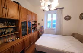Трёхкомнатная квартира на берегу моря в Баошичах, Херцег-Нови, Черногория за 180 000 €