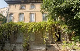 30-комнатная вилла 36 м² в Авиньоне за 1 090 000 €