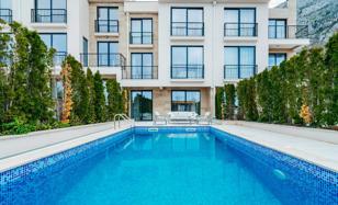 5-комнатная вилла 220 м² в Reževići за 687 000 €