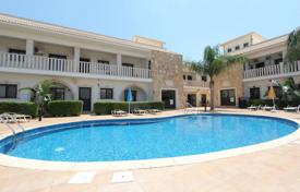 Просторный таунхаус с террасой в жилом комплексе с бассейном, Френарос, Кипр за 160 000 €