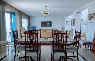 9-комнатная вилла 520 м² в Альфас-дель-Пи за 1 185 000 €