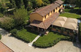 Красивое поместье с гостевыми апартаментами, бассейном и садами, Сан-Джорджо-Монферрато, Италия за 1 350 000 €