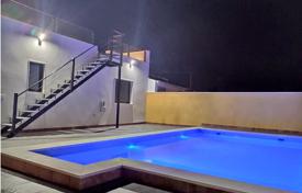 Стильная меблированная вилла с бассейном в Торревьехе, Аликанте, Испания за 270 000 €