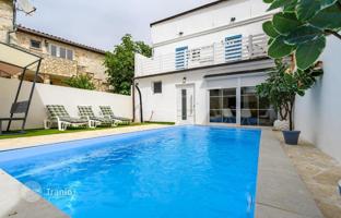 5-комнатный дом 140 м² в Порече за 340 000 €