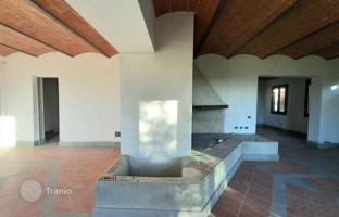 4-комнатная вилла 250 м² в Кастаньето-Кардуччи за 1 200 000 €