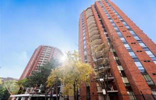 2-комнатная квартира на Маитланд Плейc за C$1 028 000