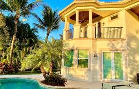 Дом в городе в Бока-Ратоне, США за $2 395 000