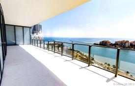 Дизайнерская трехспальная квартира с панорамным видом на океан в Майами-Бич, Флорида, США за $8 500 000