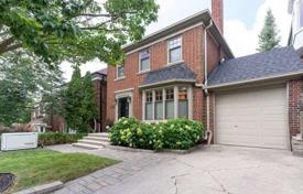 Дом в городе в Олд Торонто, Торонто, Онтарио,  Канада за C$1 926 000