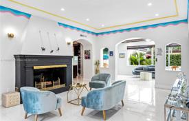 Дом в городе в Майами-Бич, США за $3 295 000
