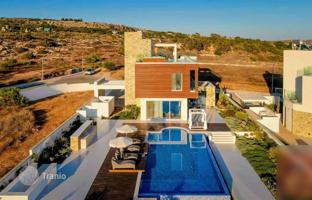 3-комнатная вилла 241 м² в Фамагусте за 1 900 000 €
