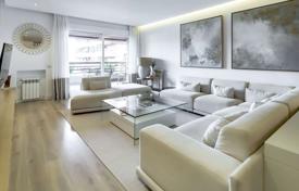 Шестикомнатная меблированная квартира в Мадриде, Испания за 855 000 €