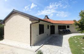 Меблированный дом с большим земельный участком, Будва, Черногория за 450 000 €