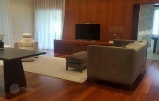 7-комнатный коттедж 1 550 м² в Лакатамии за 18 000 000 €