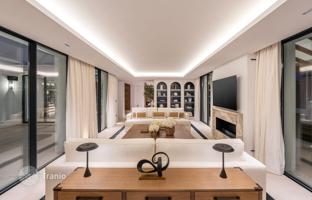5-комнатная вилла 1 257 м² в Марбелье за 7 400 000 €