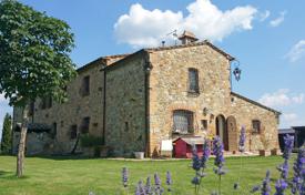 Старинное поместье с бассейном, джакузи и прудом, Перуджа, Италия за 1 390 000 €
