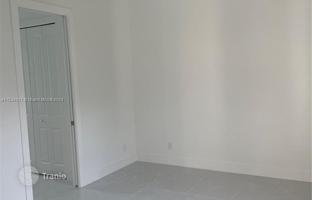 4-комнатный дом в Лихай-Эйкерс за $370 000