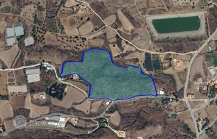 Земельный участок 52 790 м² в Ептагонии за 1 200 000 €